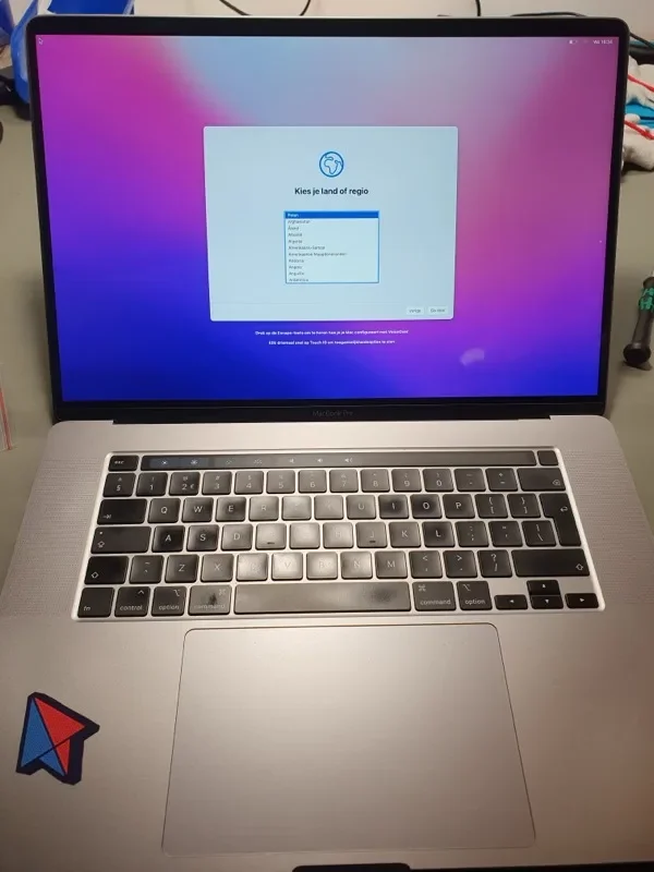MacBook Pro po naprawie - serwis Apple